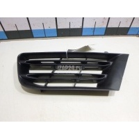 Решетка радиатора Renault Scenic II (2003 - 2009) 7701477306