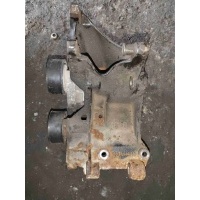 Кронштейн генератора Peugeot Partner 2001 9634962980