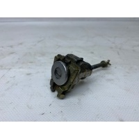 личинка замка Toyota Camry XV30 2005 69052-06010