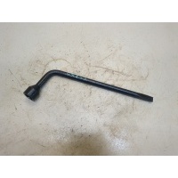 Ключ балонный Toyota Sienna 3 2010-2014 2011 0915002020