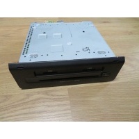 Czytnikcd sd навигация 8w0035037 audi a4 b9
