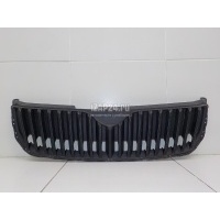 Решетка радиатора VAG Superb (2008 - 2015) 3T0853668A