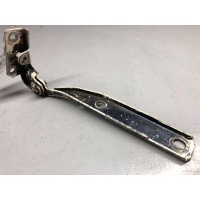 Петля капота левая Audi A4 B5 (S4,RS4) 1997 4B0823301B