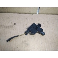 Выключатель концевой (концевик) Volkswagen Golf Plus 6 2010 1J0947561C