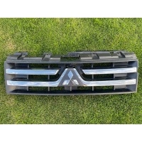 Mitsubishi pajero 4 iv решетка радиатора передняя 7450a150