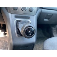Консоль салона (кулисная часть) Opel Zafira B 2005