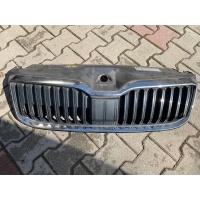 Решетка радиатора skoda superb iii под радар
