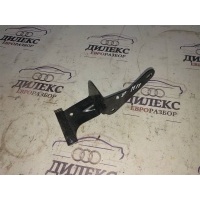 кронштейн (сопут. товар) Audi Q5 2010 8K0819546