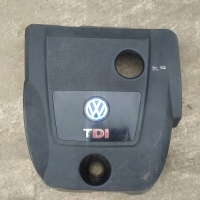 крышка двигателя volkswagen гольф iv 1.9 tdi 038103925aj