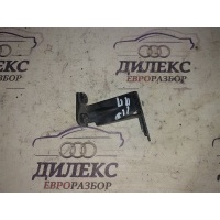 кронштейн Audi Q5 2010 8R0807334