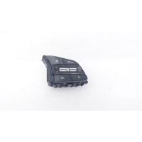 Кнопки на руль Kia Ceed CD 2019 96720J7620