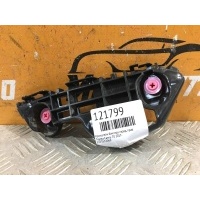 Кронштейн бампера Перед. Toyota Camry 70 2017- 5253533060