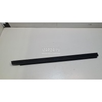Накладка стекла переднего правого Toyota RAV 4 2019 6817142070