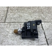Клапан пневмоподвески Land Rover Range Rover Vogue 3 L322 2002-2012 RVH500070