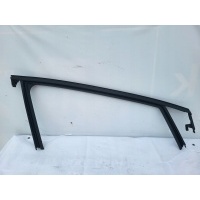 Уплотнитель дверь peugeot 3008 ii 9811246680