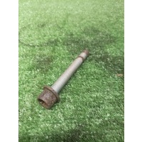 болт VW Tiguan 2007-2011 2010 N10720301