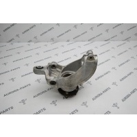 Кулак поворотный в сборе со ступицей задней подвески LH Land Rover Range Rover 30DDTX L538 2011 LR024483
