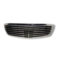 решетка радиатора Mercedes-Benz E-Класс W211/S211 2005 A2118800683