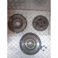 Комплект сцепления Chrysler Grand Voyager 2001-2007 2002 3082000276