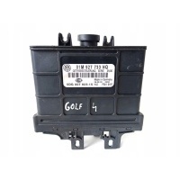 Блок управления кпп volkswagen гольф iv 01m927733hq