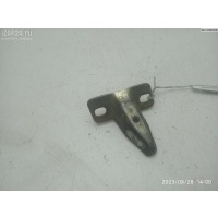 Ответная часть (скоба) замка двери Volkswagen Transporter T4 1998 701829733