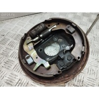 Щиток (диск) опорный тормозной задний правый Mazda Premacy 2000 C10026280B