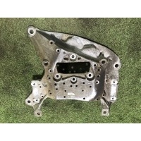 Траверса АКПП Audi S4 B9 2019 8W0399262AR, 8W0399282AF