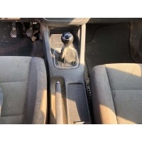 Консоль салона (кулисная часть) Volkswagen Golf 5 2005