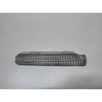 Решетка радиатора Renault Scenic II (2003 - 2009) 8200393602