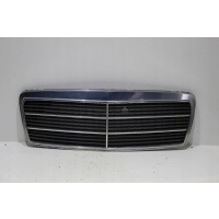 Мерседес e210 w210 решетка