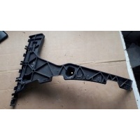 Q5 8r каретка крепление бампера левый задняя 8r0807453c