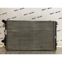 радиатор охлаждения двигателя Volkswagen Golf 6 1k0121253bb