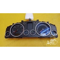 Панель приборов Volkswagen Touareg I 2002-2010 7L6920870L