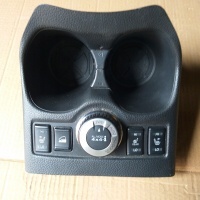 Nissan x trail t32 13 - 22 крепление кружки бардачёк