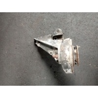 Passat b5 a4 b5 a6 лапа кпп левая 8d0399113as