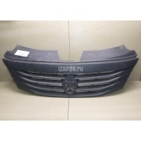 Решетка радиатора Renault Logan (2005 - 2014) 8200752748