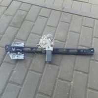 Стеклоподъемник передний правый Mercedes A W168 2002 A1687202046,1687202046,A1688203842,A1687202046,1688203842