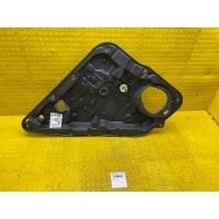 Стеклоподьемник Mercedes-Benz GLA-Class X156 2016 A1767303800