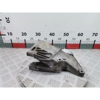 Кронштейн двигателя (лапа крепления) Volkswagen Lupo (1998-2005) 2001 030199275B,030199275B