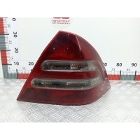 Фонарь задний правый Mercedes C-Class (W203) (2000-2008) 2001 A2035408305,A2038200264