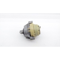 Опора двигателя BMW 5-Series 520d touring G31 2018 22116883513