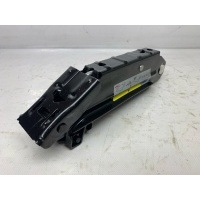 домкрат Volkswagen Tiguan 2009 1K0011031S