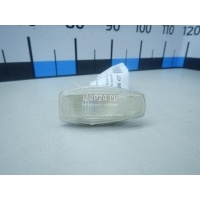 Повторитель на крыло правый белый Hyundai-Kia Carens (2002 - 2006) 923043B110