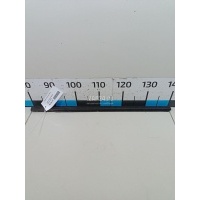 Накладка стекла заднего правого Land Rover Freelander 2 (2007 - 2014) LR001737