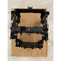 Рамка корзина радио 2 din audi a3 8p рестайлинг 8p0858005c