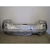 Toyota yaris i 99 - 05 полоса заднего