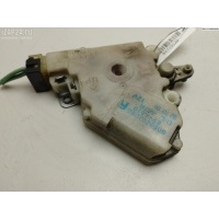 Активатор (привод) замка двери передней правой Перед. R Nissan Primera P10 (1990-1996) 1993 8055201U60