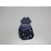 Петля двери багажника Toyota Highlander II (2007 - 2013) 6881048090