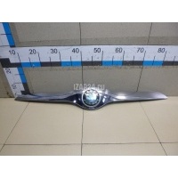 Молдинг капота VAG Yeti (2009 - 2018) 5L0853633