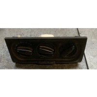 Volkswagen passat b4 панель вентилятора 3a0819045c